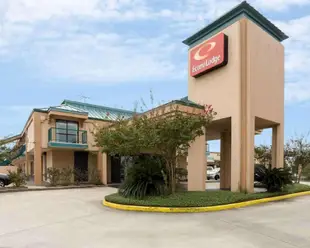 Rodeway Inn & Suites