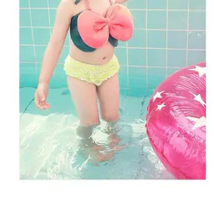 【橘魔法】大蝴蝶結螢光泳裝 比基尼+泳帽 三件式 游泳衣 玩水溫泉(Baby magic 兒童 童裝)