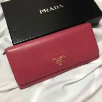 在飛比找Yahoo!奇摩拍賣優惠-Prada 桃紅 長夾 美品 L夾 瑞奇二手精品