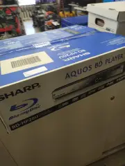 Sharp BD-HP20/ HP20U AQUOS Blu-Ray Disc Player With Remote Bundle m969