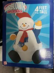 Vintage Gemmy 4 Foot Airblown Inflatable Snowman Outdoor Decoration