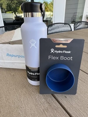 21 oz. Hydro Flask NEW Authentic FOG With Blue Flex Boot Accessory Rare Color