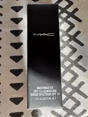 MAC MATCHMASTER SPF15 Foundation ~ SHADE 4.0 ~ Size 35mL / 1.2 Oz. NEW In Box