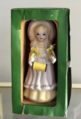 Vtg 60s Porcelain Seamstress Girl Sewing Pin Cushion Thread Roll Holder Figurine