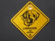LABRADOR ON BOARD CAR SWINGER SIGN FOR WINDOW WITH SUCKER