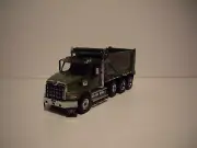 DIECAST MASTER 1/50 WESTERN STAR 49X SBFA TRI-AXLE DUMP TRUCK FIRST GEAR