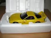 1:18 Autoart MAZDA EFINI RX-7 Rare, new non-displayed