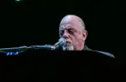 Billy Joel at The Palace of Auburn Hills on February 15 in Aubur- 2014 Photo 13