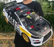 1:10 4wd 40km/h RC Drift Car Drifting Wheels Anti-collision off-road Racing 4×4
