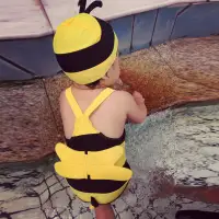 在飛比找蝦皮購物優惠-兒童泳衣套裝韓國女童男童連體可愛小蜜蜂溫泉游泳衣寶寶嬰兒泳裝