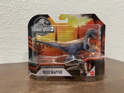 Primal Attack - Attack Pack Velociraptor (Red/Blue Variant)