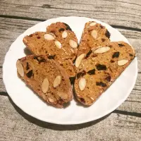 在飛比找蝦皮購物優惠-手工Biscotti 義大利無油脆餅（黑糖）/ 燕麥堅果手工