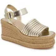 Kenneth Cole Women's Women's Shelby Wedge Sandal, Light Gold, 7
