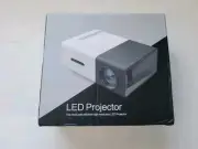 LED Mini Portable Projector 1080P Black/White
