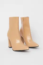 Beige Ankle Boots In Croc 9