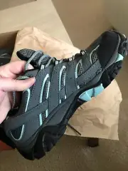 Hiking Shoes, Merrell MOAB 2 GTX Ladies size 9