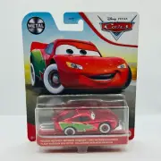 Disney Pixar Cars -HOLIDAY HOTSHOT LIGHTNING MCQUEEN CHRISTMAS 2021 1:55 Diecast