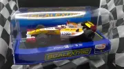 SCALEXTRIC 1/32 SLOT CAR C2988 RENAULT F1 2008 NO 8 N.PIQUET NIB