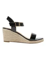 [Sandler] Annie Sandals in Black Patent