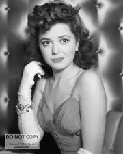 ACTRESS ANN RUTHERFORD - 8X10 PUBLICITY PHOTO (EE-450)