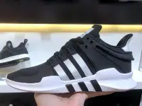 在飛比找Yahoo!奇摩拍賣優惠-Washoes 男款08 adidas Originals 