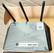 NETGEAR Nighthawk AC1750 Smart WiFi Router (Model #R6700)