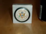 "GREAT SEAL OF THE UNITED STATES", PAPER WEIGHT, LOGO+MARBLED ROCK BASE, VINTAGE