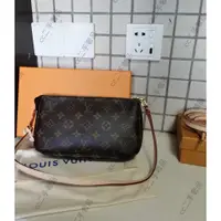 在飛比找蝦皮購物優惠-二手便宜出 LOUIS VUITTON LV VINTAGE