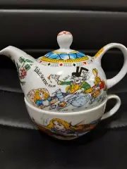 Alice in Wonderland's Cafe by Paul Cardew Single Serve Teapot and Cup New Open B