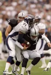 Defensive end Alfred Williams Denver Broncos sacks quarterback Jef- Old Photo