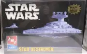 STAR WARS STAR DESTROYER Model Kit (AMT/ERTL) With Movie Cells