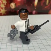 LEGO Young Nick Fury Marvel Super Heroes mini figure From Set 30453 + Booth