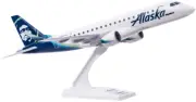 Skymarks SKR904 Alaska Skywest Airlines ERJ-175 N710SY Desk 1/100 Model Airplane
