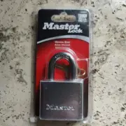 Master Lock 532DPF Chrome Steel Padlock with 2 keys New in package