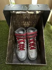 Size 5.5 - Reebok Alien Romulus x BB4000 2 Mid Weyland-Yutani RARE SIZE