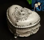 WHITE TIN ALLOY HEART MUSIC BOX : HOWLS MOVING CASTLE