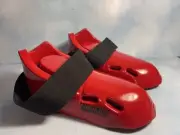 ProForce Lightning Kicks Karate Taekwondo sparring boots Red Size 7-7.5 NWOT