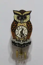 German Animated Owl with Moving Eyes Small Wall Clock J. Engstler Windup Bin 6