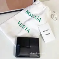 在飛比找蝦皮購物優惠-預訂 代購Bottega Veneta Bi-Fold大編織