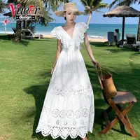 在飛比找蝦皮購物優惠-V領蕾絲連身裙【S-XL】白色蕾絲長洋裝 重工訂製鏤空刺繡荷