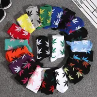 在飛比找蝦皮購物優惠-Cotton Socks Marijuana Leaf Lo