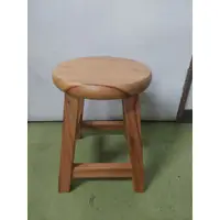 在飛比找蝦皮購物優惠-(一貨一訂單才能寄送)台灣製圓形樟木板凳 樟木椅幼兒小矮凳家