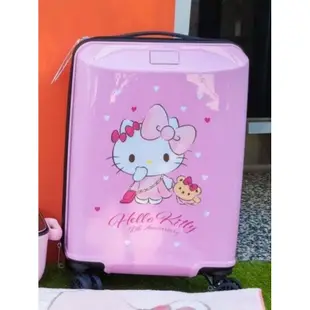 現貨全新-限量福袋7-11 Hello Kitty 聯名美國旅行者 20吋行李箱（粉）