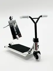 TAILWHIP Metal Finger Scooter, Mini Scooter Toy for Tricks, Promotes Hand Motor Skills, Compatible with Finger Tech Deck Skateboard, Skatepark, Finger Bike BMX, Chrome