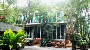 黎府惠豪浩家庭度假旅館Loei Huen Hao Hug Home & Resort