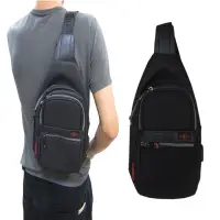在飛比找momo購物網優惠-【OverLand】胸前包超小容量二主袋+外袋共四層單左單右