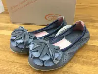 在飛比找Yahoo!奇摩拍賣優惠-亞特柏斯 真皮手工娃娃鞋(1026) 漾藍