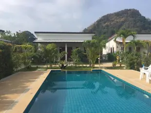 奧南泳池度假村Ao nang pool and resort