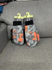 Kids Neff Snow Mittens Medium And Large