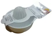 High Quality Plastic Manual Citrus Juicer Orange Lemon Fruit Squeezer Tool white